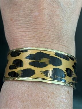 TALBOTS Vintage Gold-Tone Leopard Cuff Bracelet